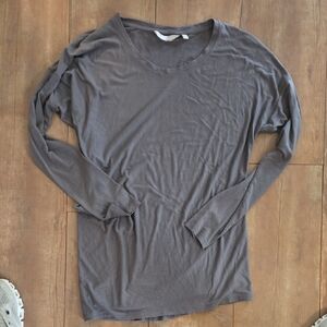 Athleta Charcoal Long Sleeve Top